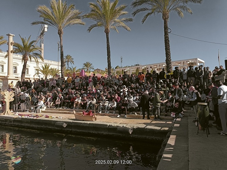 Concentración pacífica en el puerto de Cartagena para dignificar y honrar la memoria de personas migrantes muertas o desaparecidas