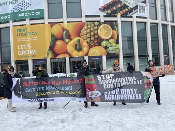 Protestas y Tribunal Popular contra el modelo agroindustrial promovido en la feria Fruit Logistica de Berlín