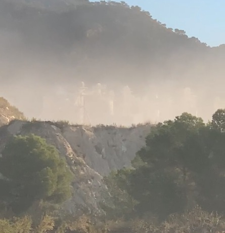 Denuncian nueva emisión de polvo tóxico y riesgos laborales en Paraje Balonga y Peña Zafra de Abajo
